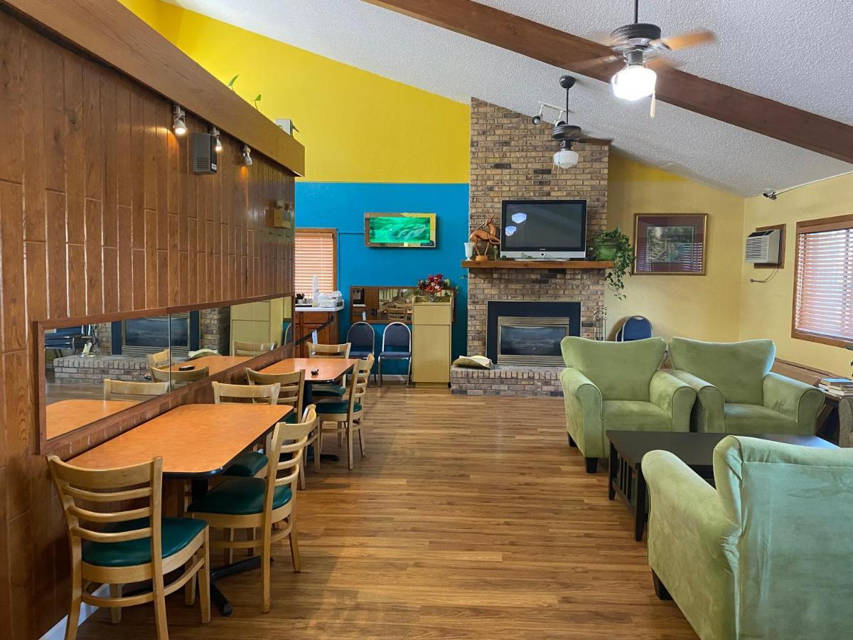 America'S Stay Inn Stewartville Buitenkant foto